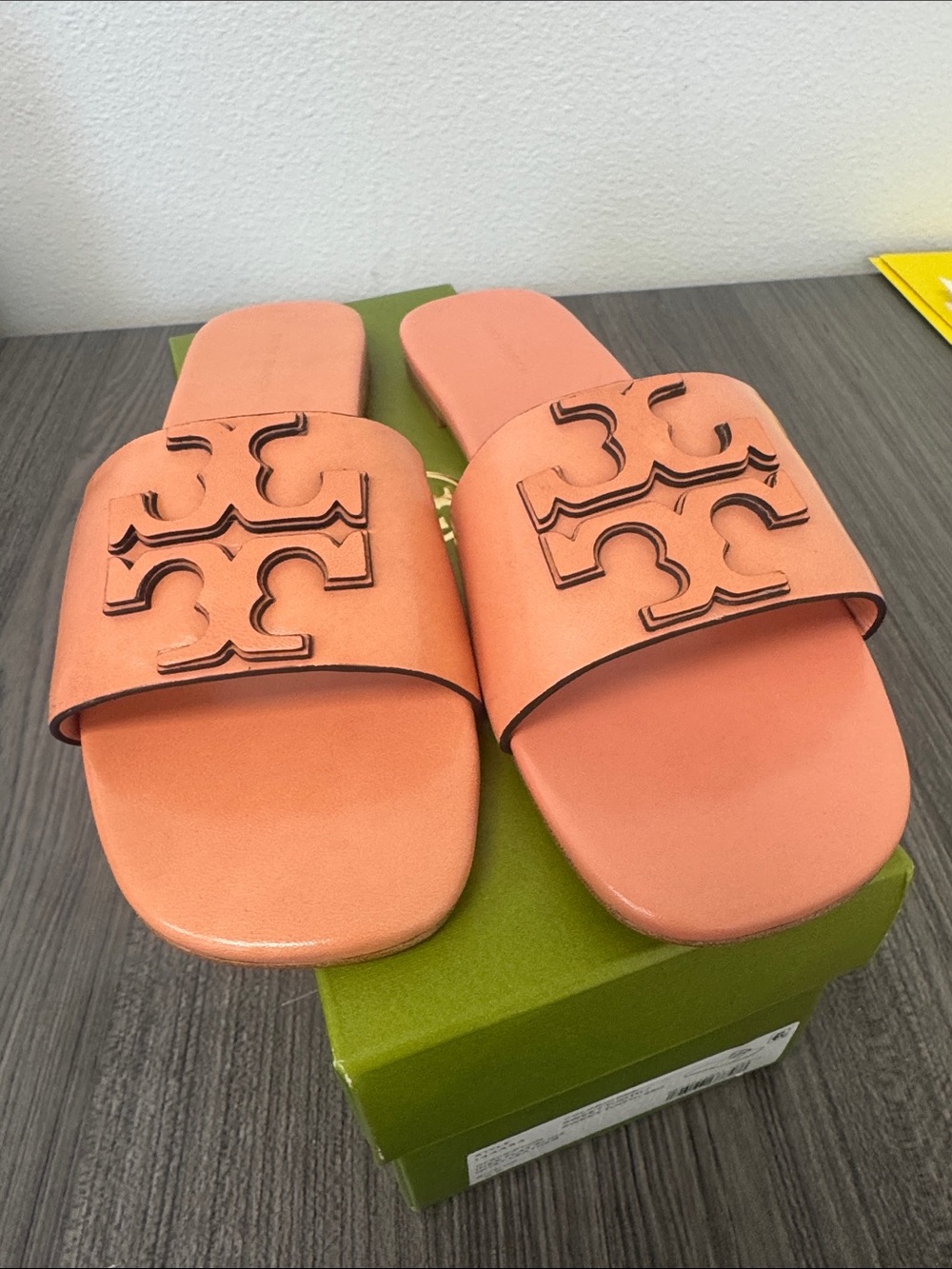 NWB Tory Burch Ines Flat Slides size 8.5